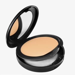 MAC STUDIO FIX POWDER PLUS FOUNDATION. NW 35 . New